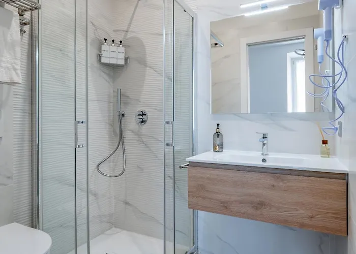 Belltower Elegans Gasthuis 4*