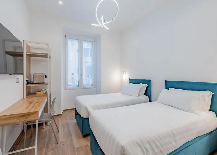 Belltower Elegans 4*